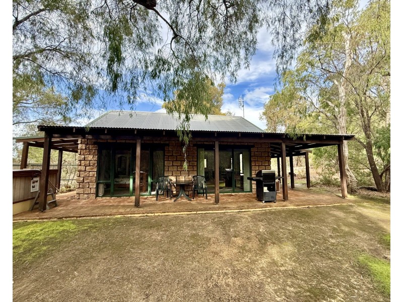 118 Roy  Road, Metricup WA 6280