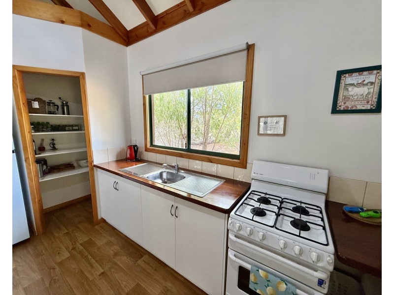 118 Roy  Road, Metricup WA 6280