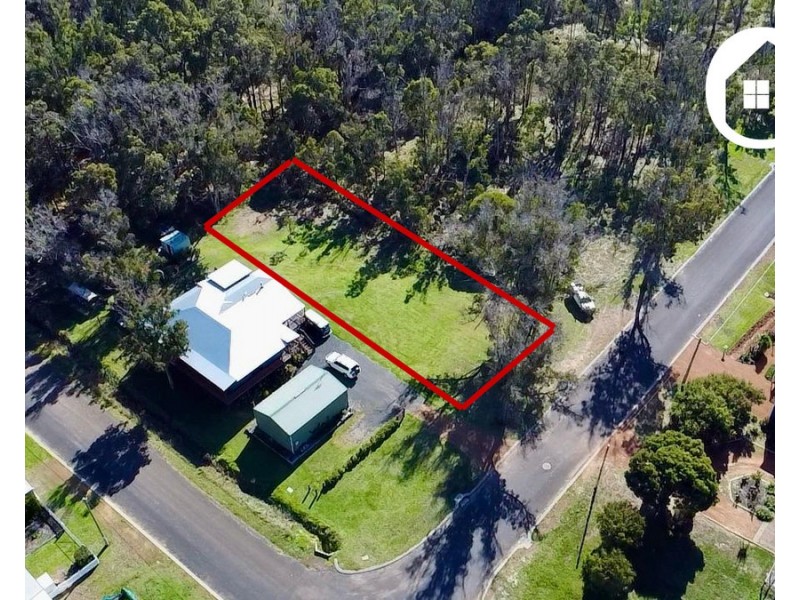 24 Wilson Street, Nannup WA 6275