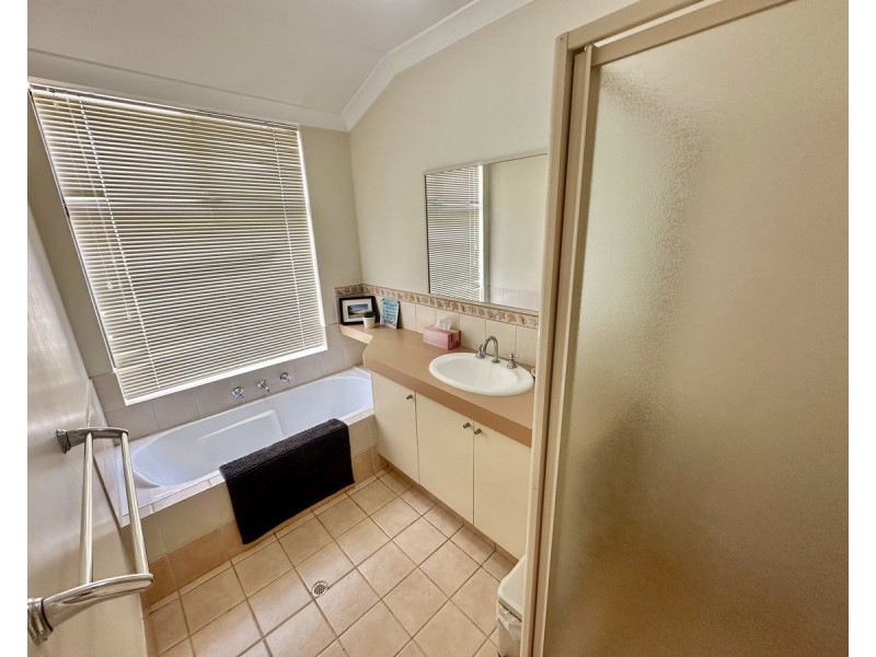 5 Timbermill Crescent, Broadwater WA 6280
