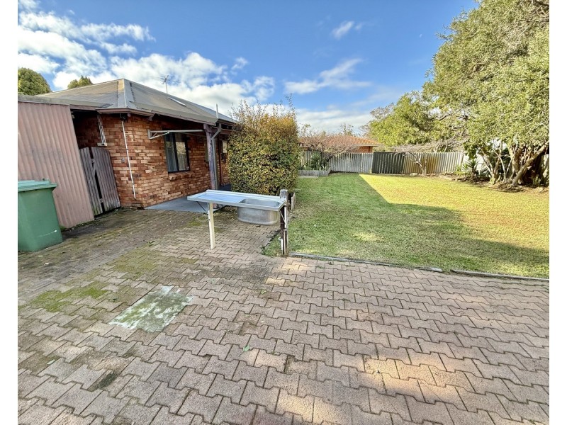 6 Macbeth Way, Geographe WA 6280