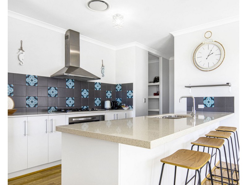 8 Killarney Road, Dunsborough WA 6281