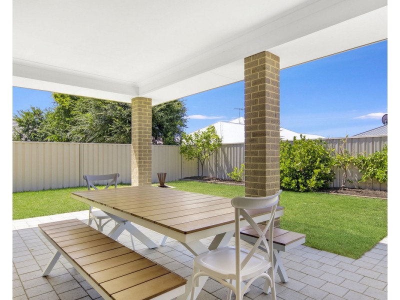 8 Killarney Road, Dunsborough WA 6281