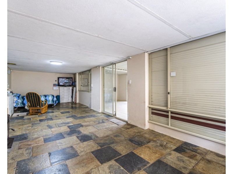 2 Butt Place, Orelia WA 6167