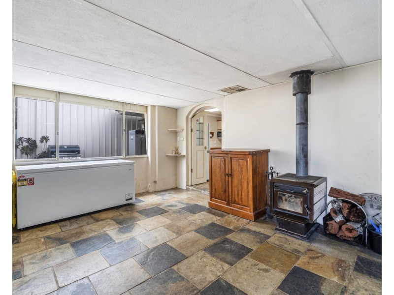 2 Butt Place, Orelia WA 6167
