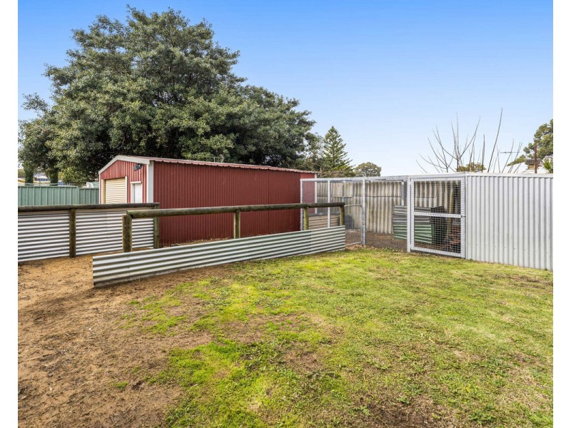 2 Butt Place, Orelia WA 6167