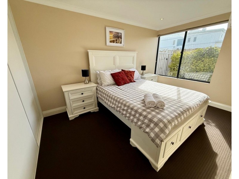 1/3 Atkinson Street, Geographe WA 6280