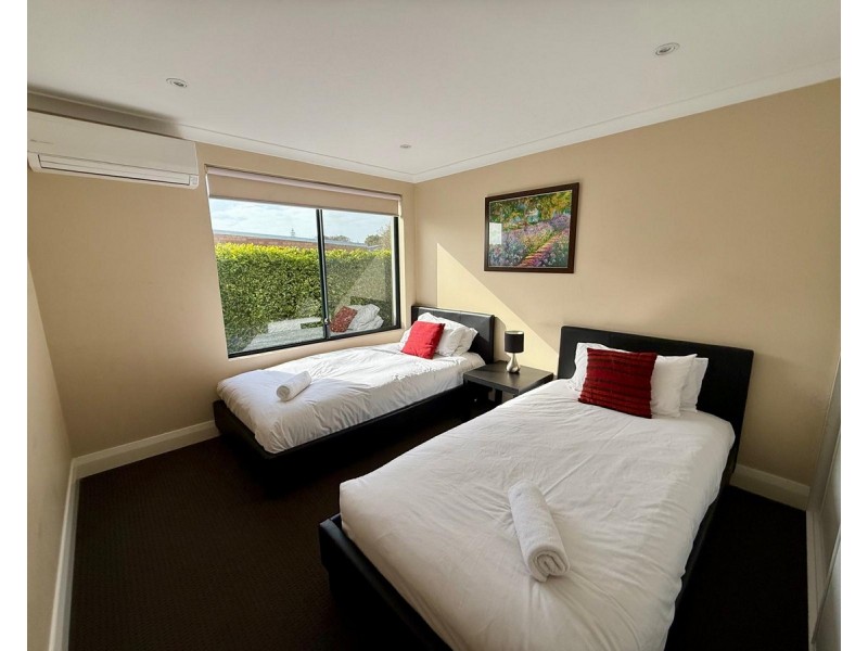 1/3 Atkinson Street, Geographe WA 6280