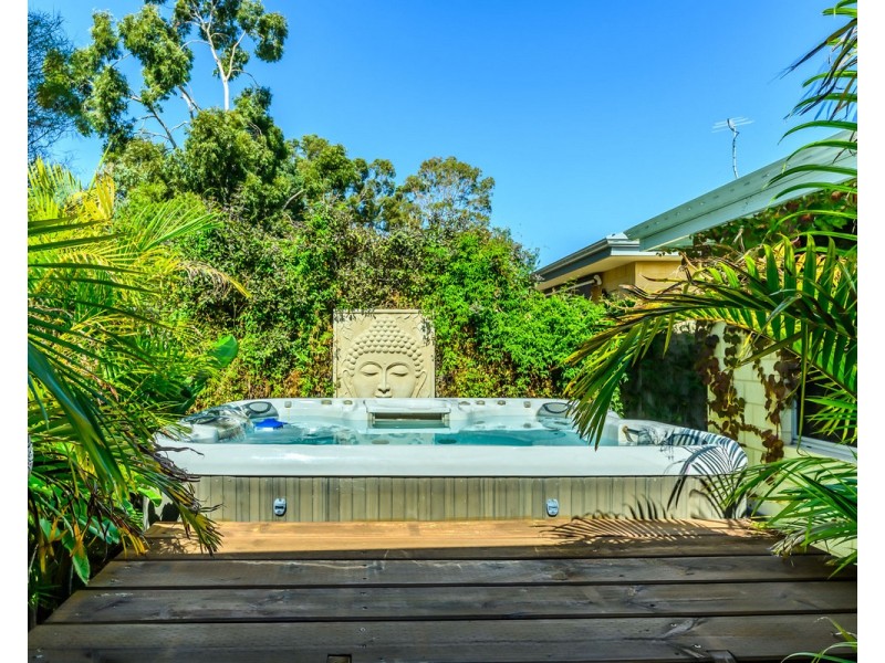 2 Stow Chase, South Yunderup WA 6208