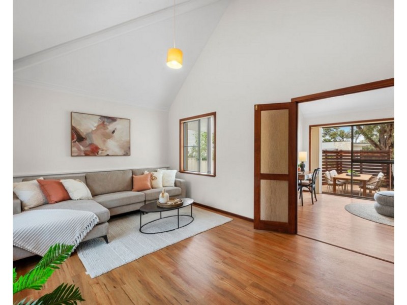 28 CHAPMAN Street, Dunsborough WA 6281