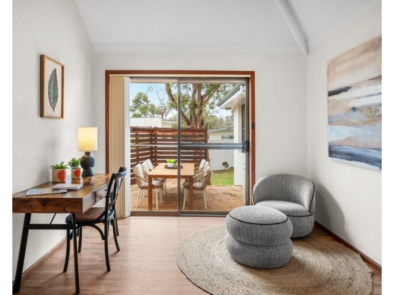 28 CHAPMAN Street, Dunsborough WA 6281