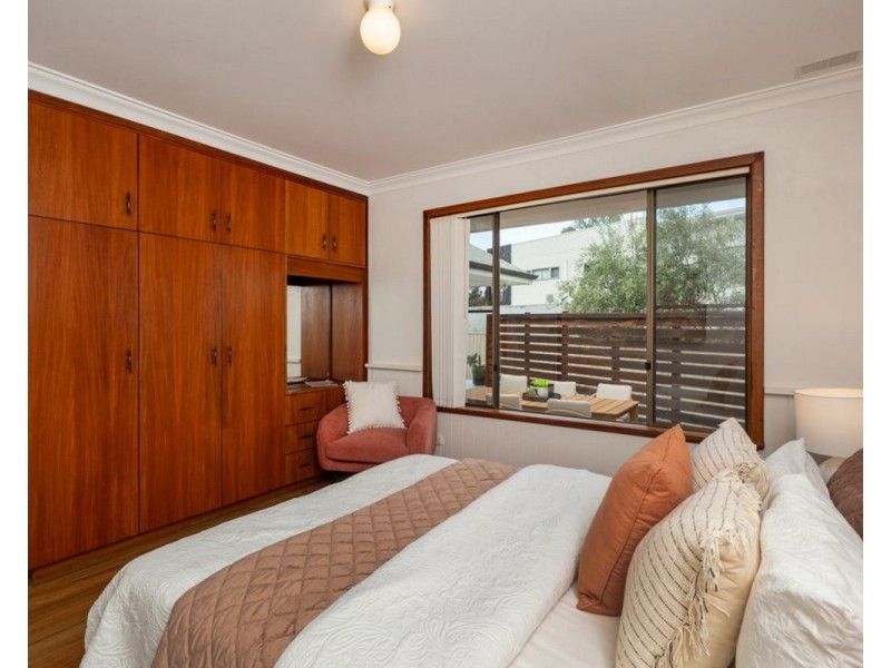 28 CHAPMAN Street, Dunsborough WA 6281