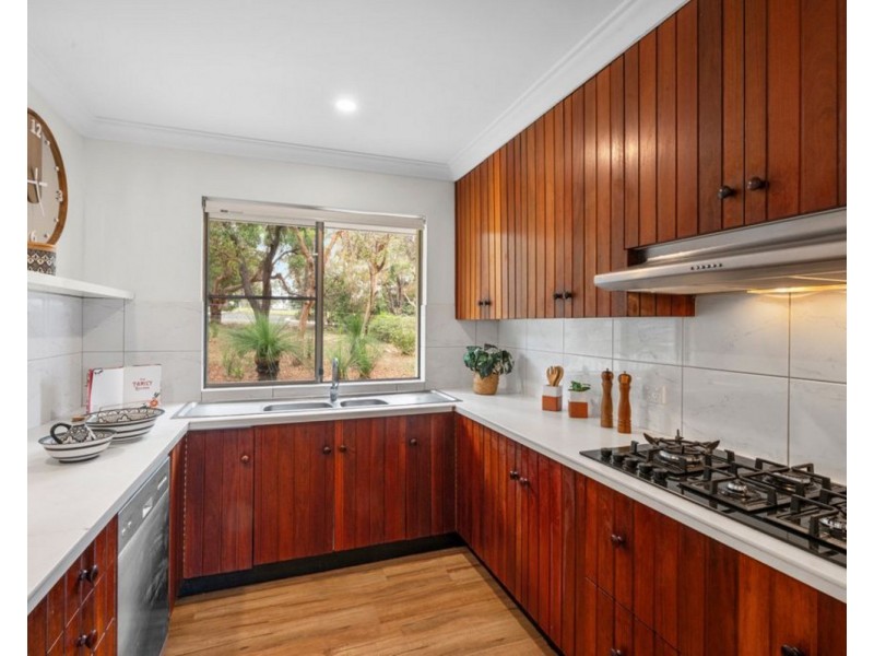 28 CHAPMAN Street, Dunsborough WA 6281