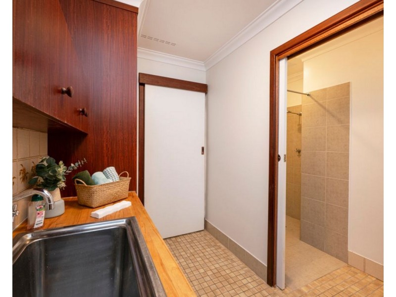 28 CHAPMAN Street, Dunsborough WA 6281