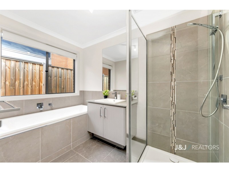 20 Abundance Circuit, Clyde VIC 3978