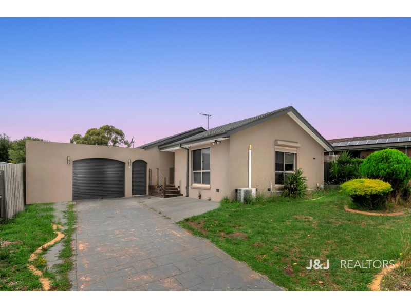 58 Mossgiel Park Drive,, Endeavour Hills VIC 3802