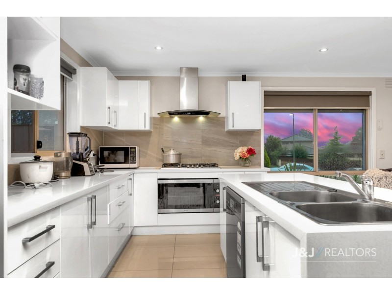 58 Mossgiel Park Drive,, Endeavour Hills VIC 3802