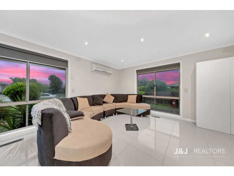 58 Mossgiel Park Drive,, Endeavour Hills VIC 3802