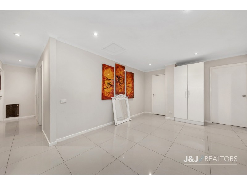 58 Mossgiel Park Drive,, Endeavour Hills VIC 3802