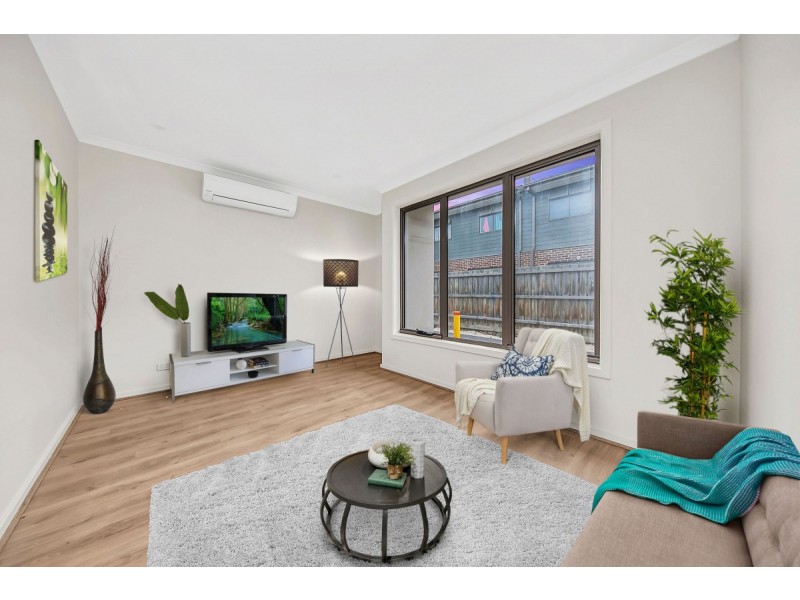 4/13 Bruce Street, Dandenong VIC 3175
