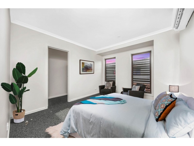 4/13 Bruce Street, Dandenong VIC 3175