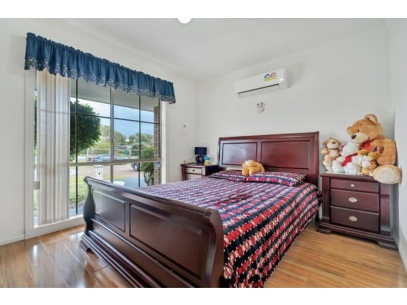 11 Pater Close, Narre Warren VIC 3805