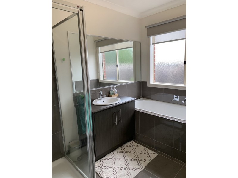 9A Damon Close, Narre Warren South VIC 3805