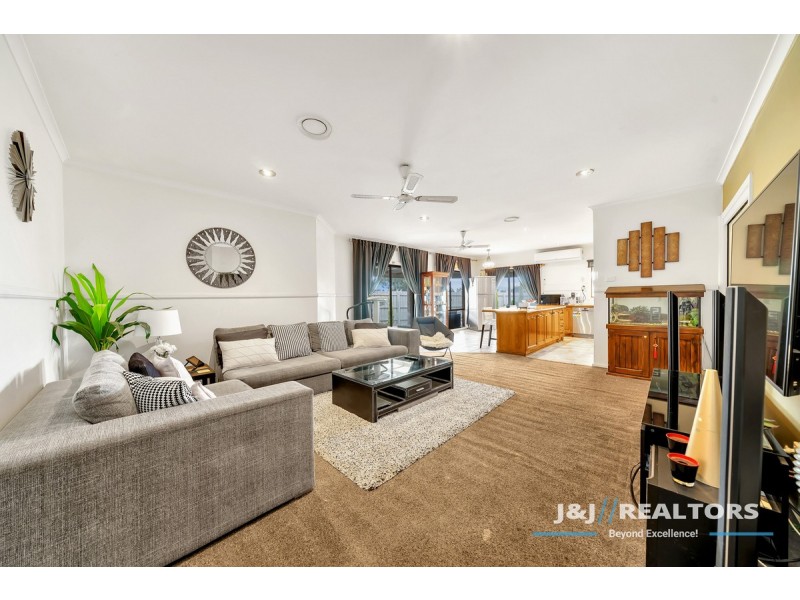 1 Tumut Court, Berwick VIC 3806