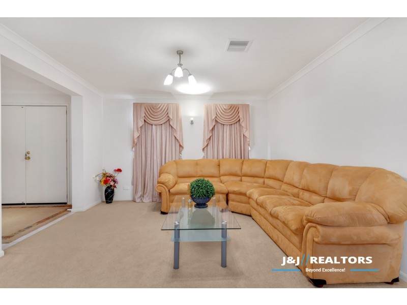 28 Rivergum Rise, Hampton Park VIC 3976