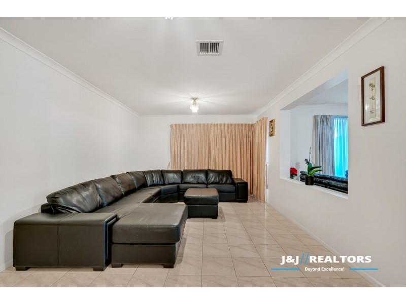 28 Rivergum Rise, Hampton Park VIC 3976