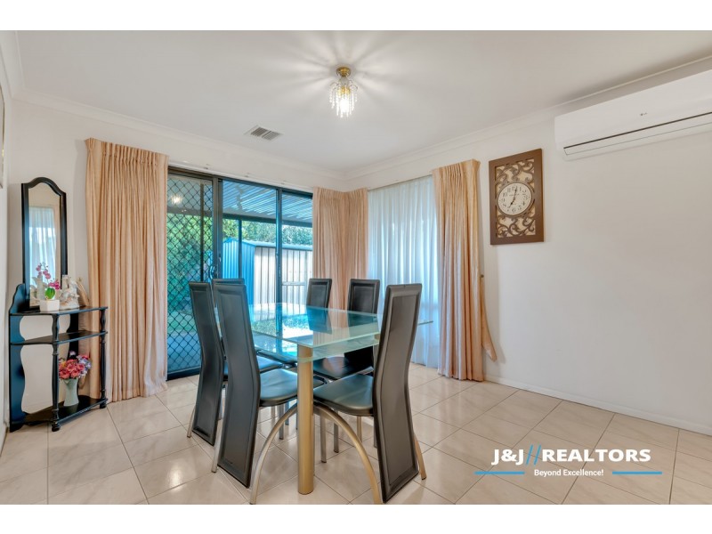 28 Rivergum Rise, Hampton Park VIC 3976