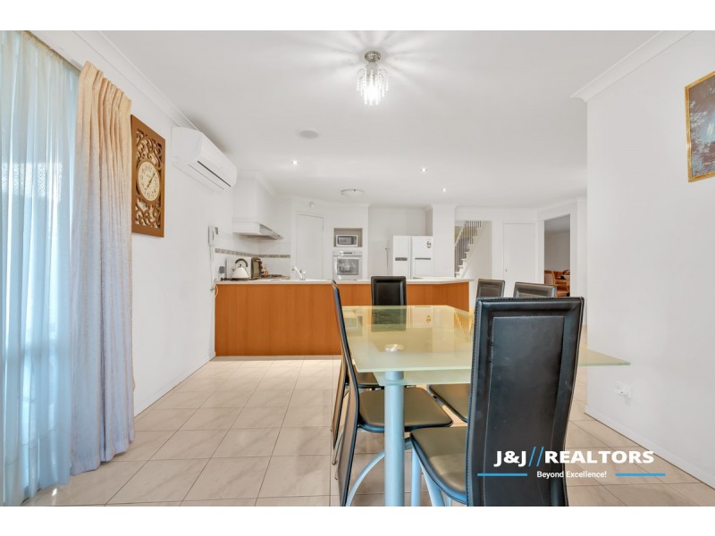 28 Rivergum Rise, Hampton Park VIC 3976