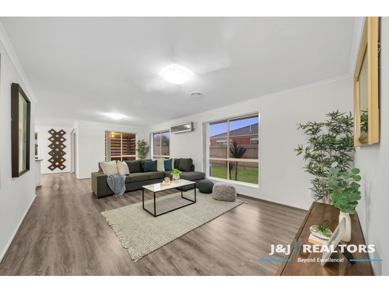 2 Kulkami Way, Cranbourne West VIC 3977