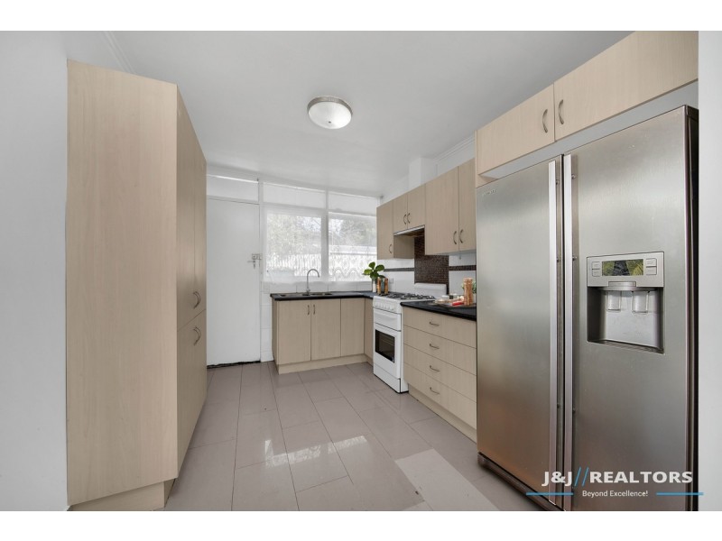 4/7 Carroll Avenue, Dandenong VIC 3175