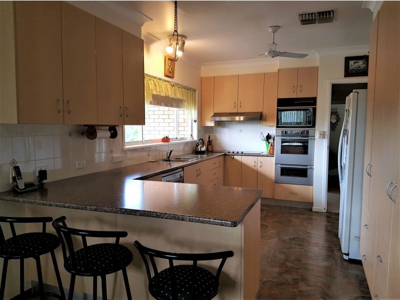 21 Tirzah Street, Moree NSW 2400
