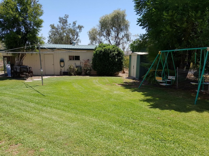 21 Tirzah Street, Moree NSW 2400