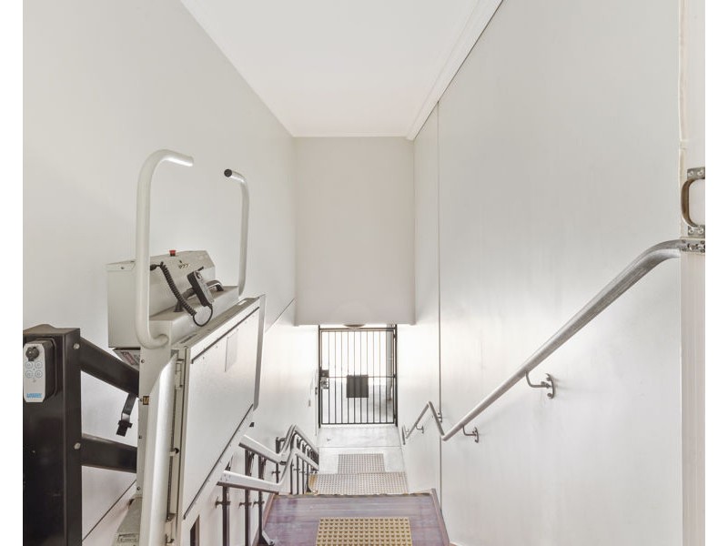 7F 64 Boat Harbour Drive, Pialba QLD 4655