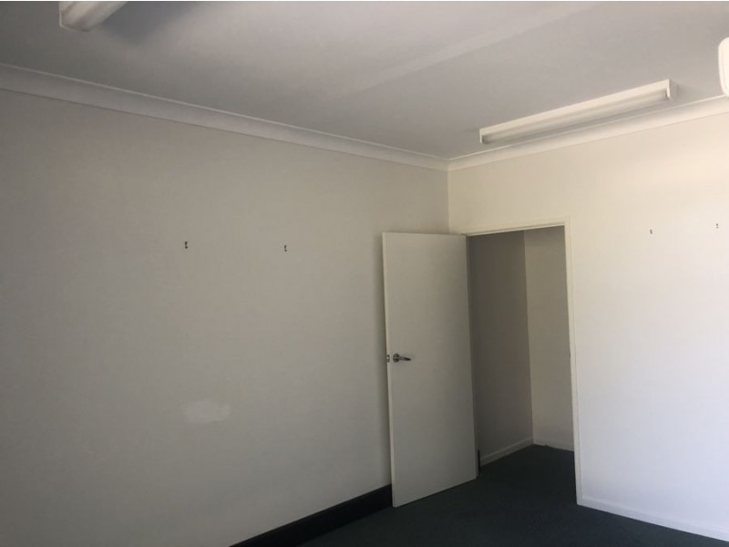 3/8 Neils Street, Pialba QLD 4655