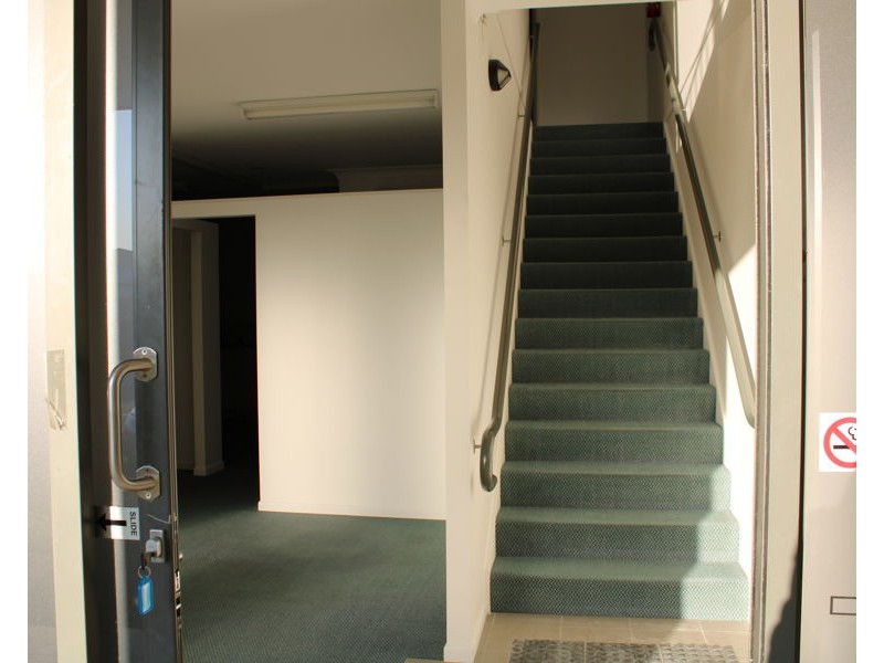 3/8 Neils Street, Pialba QLD 4655