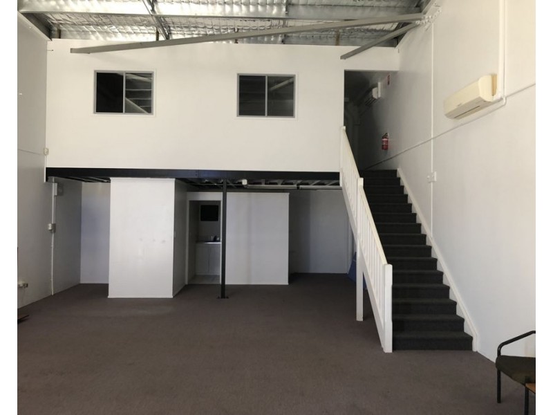 2/17 Liuzzi Street, Pialba QLD 4655
