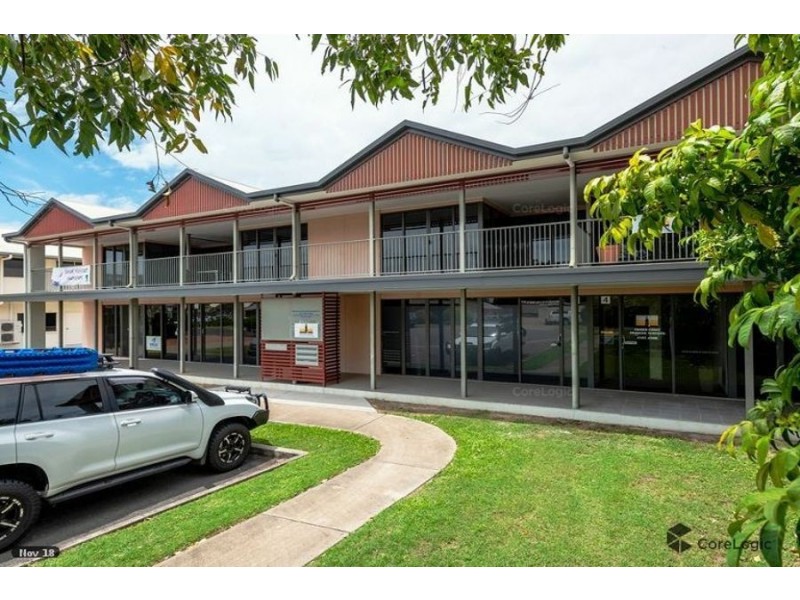 2/8 Neils Street, Pialba QLD 4655