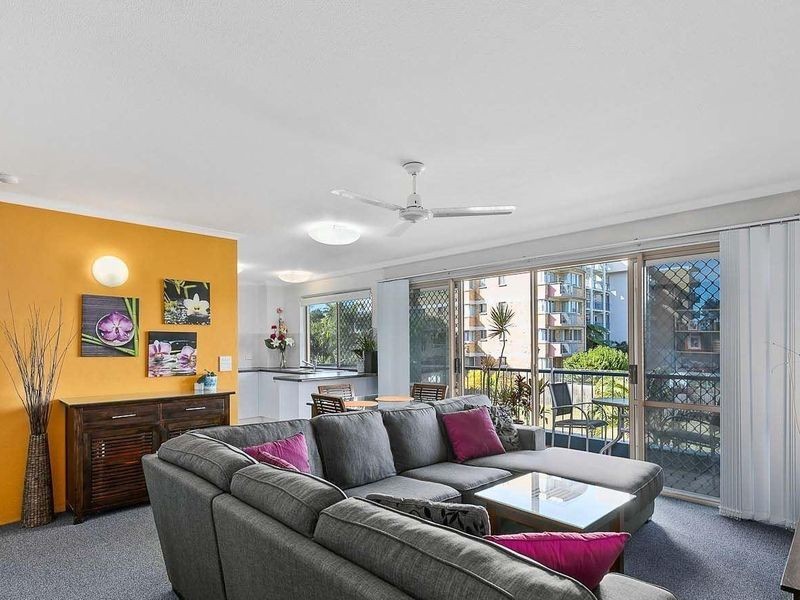 9/383 The Esplanade, Torquay QLD 4655