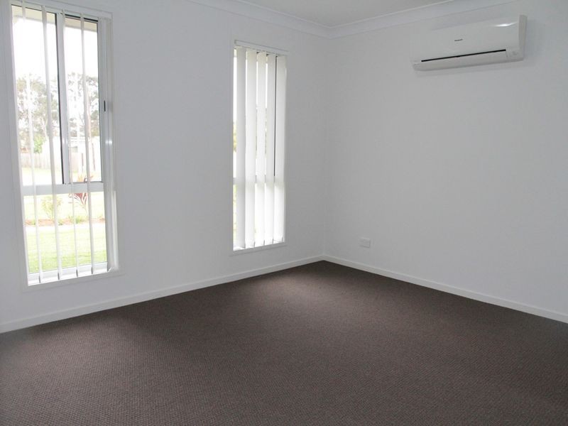 1/127 Exeter Street, Torquay QLD 4655