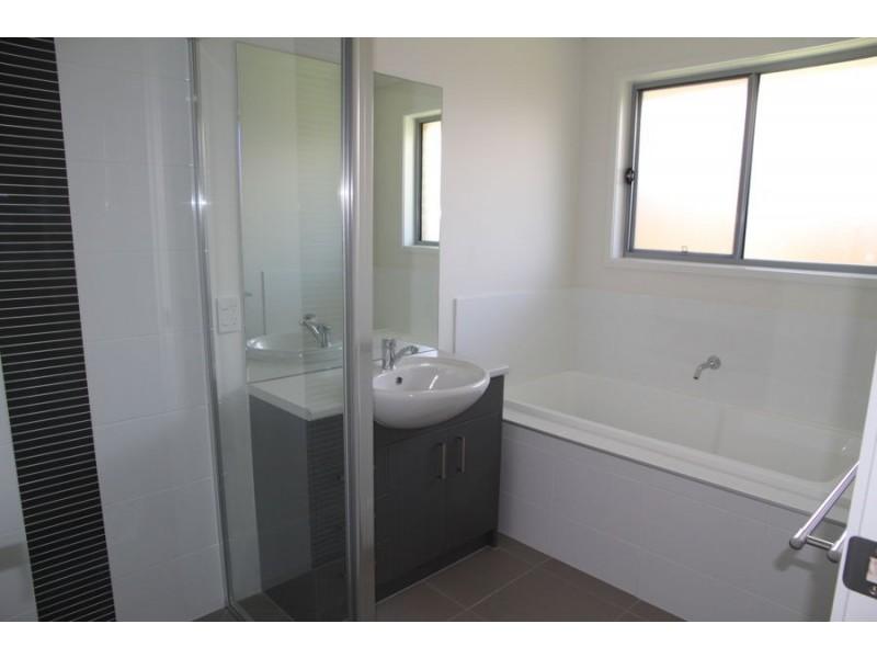 41 Blaxland Road, Urraween QLD 4655