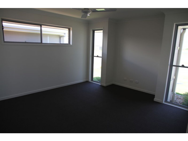 41 Blaxland Road, Urraween QLD 4655