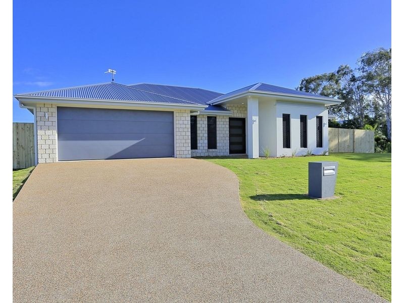 20 Marine Circuit, Urangan QLD 4655