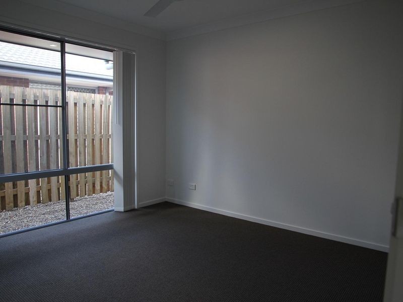 16 Lawson Road, Urraween QLD 4655