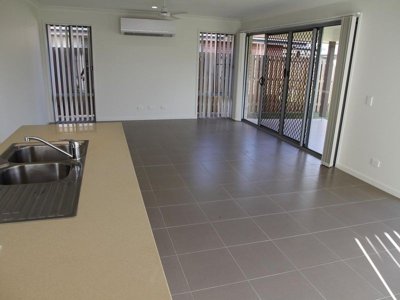 16 Lawson Road, Urraween QLD 4655