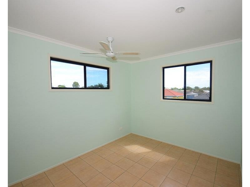 6 Wyuna Court, Urangan QLD 4655