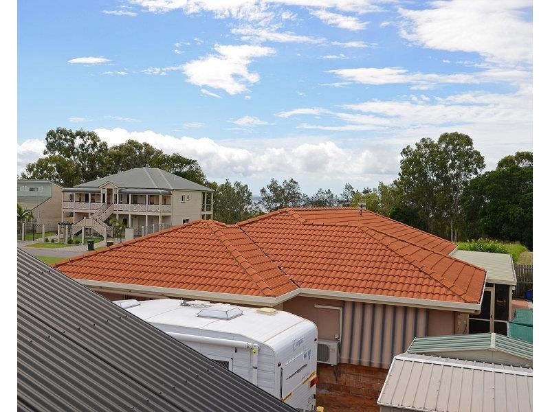 6 Wyuna Court, Urangan QLD 4655